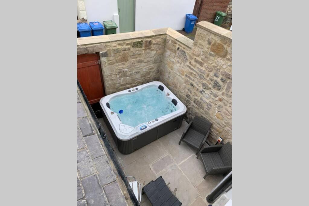 Villa The Rockpool - Private Hot Tub And Sea Views Amble Exterior foto